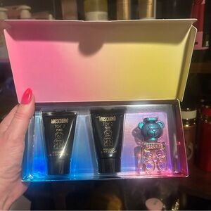 Moschino Toy 2 Pearl Mini Gift Set – EDT 5ml + Body Lotion & Shower Gel